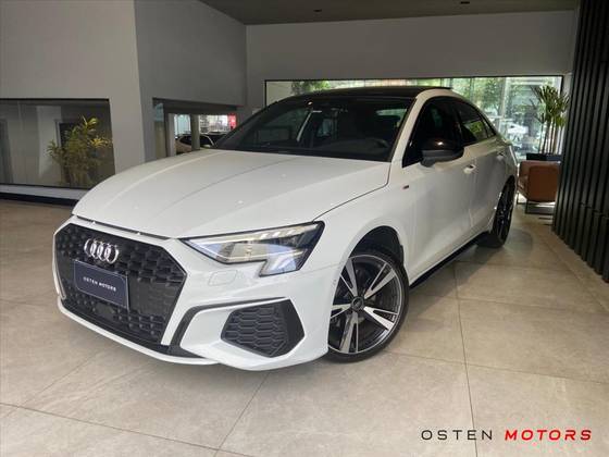 AUDI A3 2.0 40 TFSI MHEV SEDAN PERFORMANCE BLACK S-TRONIC